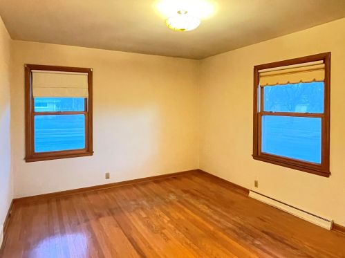 7100 Verona Ct, Milwaukee WI 53219-3932 exterior