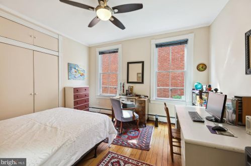 311 5 St, Washington DC 20003-1104 exterior