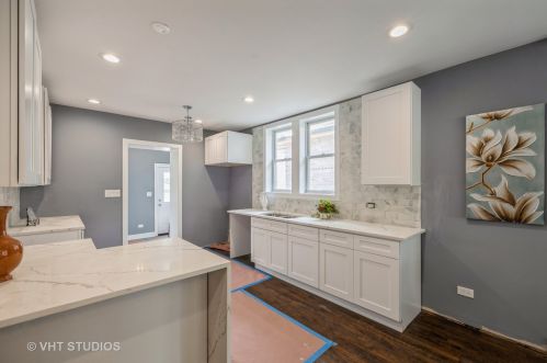 9335 Elizabeth St, Chicago IL 60620-3609 exterior