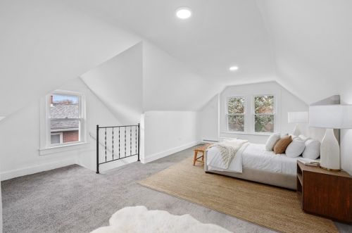 326 Leblanc St, Pittsburgh PA 15218-1010 exterior