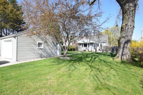 8503 Stuth Ave, Milwaukee WI 53227-3745 exterior