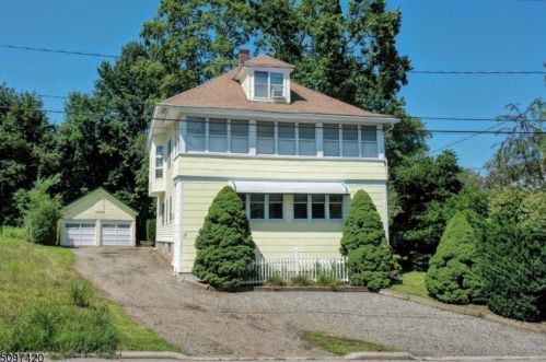 11 Spg St, Kinnelon NJ 07405-1322 exterior