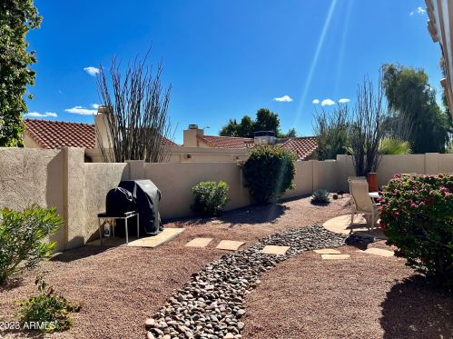 13041 45 Pl, Phoenix AZ 85050-8557 exterior