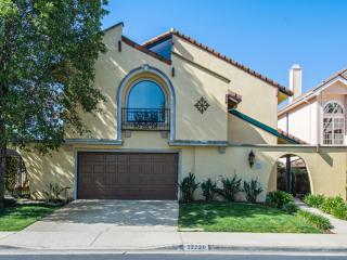 32220 Oakshore Dr, Thousand Oaks CA  91361-3810 exterior