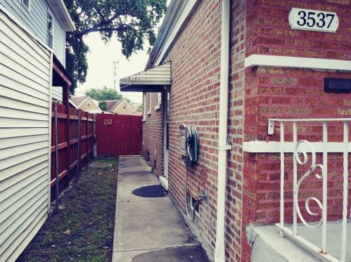 3537 81st Pl, Chicago, IL 60652-2527