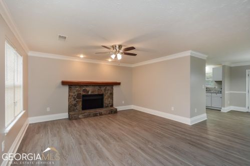 6189 Marbut Farms Chase, Lithonia GA  30058-7998 exterior