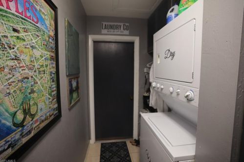 168 Marseille Dr, Naples FL 34112-7102 exterior