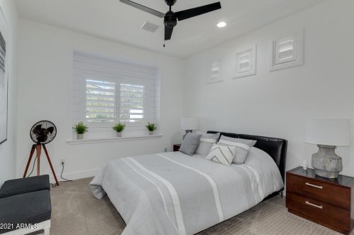 4013 49 Pl, Phoenix AZ 85018-2965 exterior