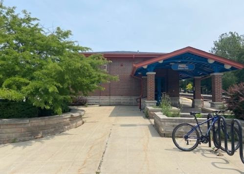 6801 Ozark Ave, Chicago IL 60631-1248 exterior