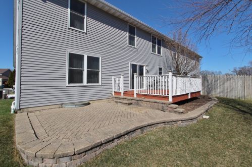 2435 Caton Crst Ct, Joliet IL 60403-0651 exterior