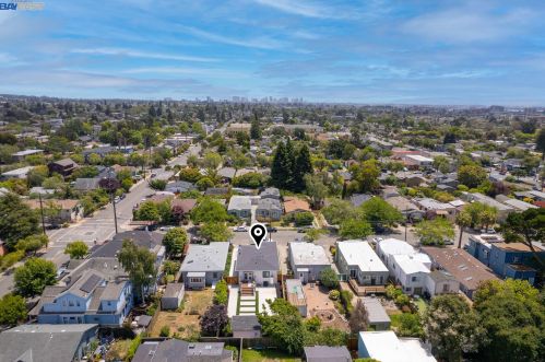 1539 Blake St, Berkeley CA 94703-1830 exterior