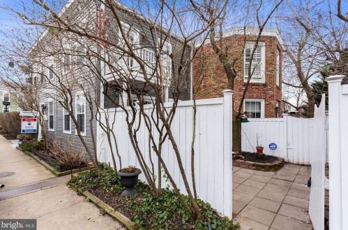 802 Pendleton St, Alexandria VA 22314-1854 exterior