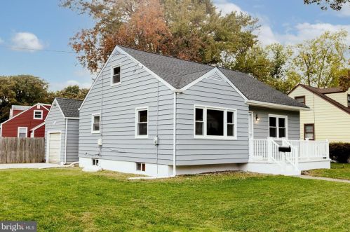 721 Pkwy Ave, Trenton NJ 08618-2729 exterior