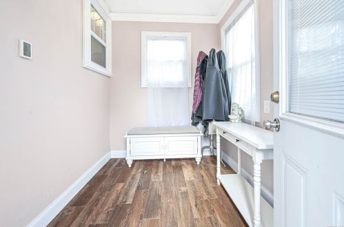 61 21 St, Huntington Station NY 11746-3259 exterior