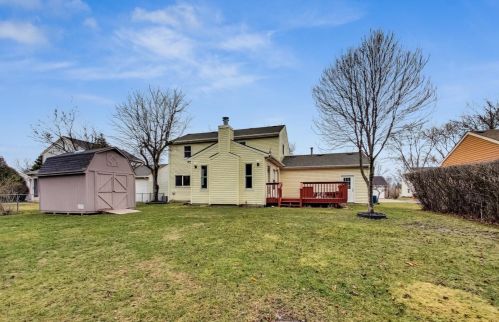 1312 Creighton Ave, Naperville IL 60565-2954 exterior