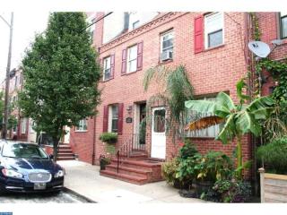 815 10th St, Philadelphia PA  19123-1966 exterior