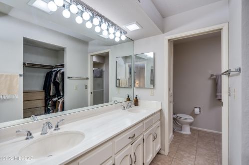 556 Dodge Blvd, Tucson AZ  85716-5162 exterior