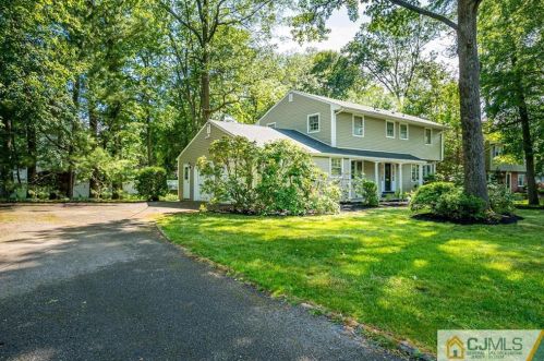 44 Clive Hills Rd, Edison, NJ 08820-3653