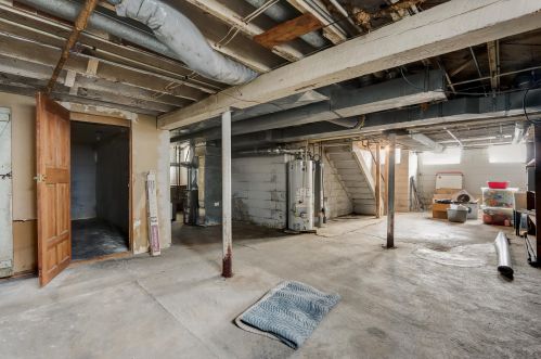 5545 57, Milwaukee WI 53218-3230 exterior