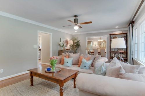 338 Lakemoore Dr, Atlanta GA  30342-3831 exterior