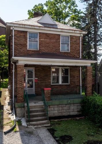 1732 Concordia St, Pittsburgh, PA 15210-3933