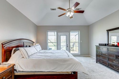 32730 Rogers Rd, Fulshear TX 77441-6326 exterior