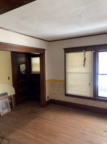 43 Fresno St, Springfield MA 01104-3111 exterior