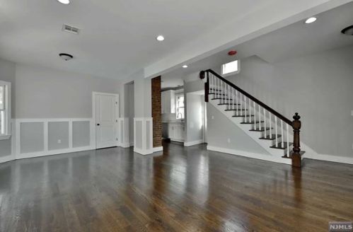 3 Prospect Ter, East Rutherford NJ  07073-1407 exterior