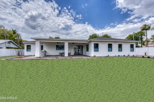 6841 12th Ave, Phoenix AZ  85013-1021 exterior