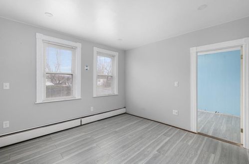 22 Oakland Ave, Providence RI  02919-4307 exterior