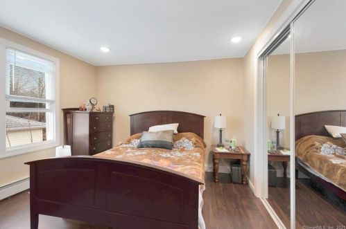 71 Albany Ave, New Britain CT 06053-3586 exterior