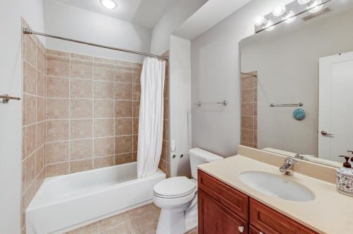 1709 George St, Chicago IL 60634-4701 exterior