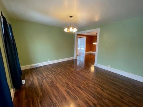 428 5 St, Manitowoc WI 54220-6807 exterior