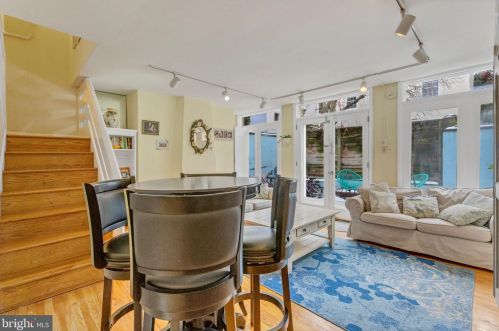 419 12 St, Philadelphia PA 19123-3733 exterior