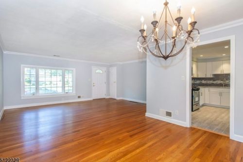 93 Irving Ave, Livingston NJ  07039-2947 exterior