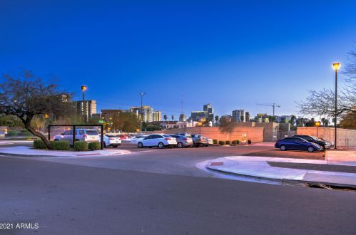 324 Culver St, Phoenix AZ  85003-1279 exterior