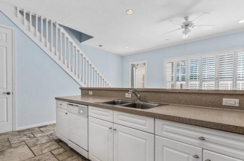 2409 7 St, Boynton Beach FL 33426-8783 exterior