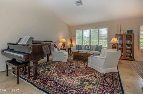 65872 Rocky Path Dr, Tucson AZ 85739-1624 exterior