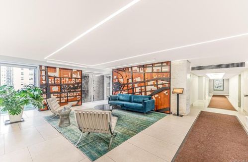 800 Grand Concourse, Bronx NY  10451-3003 exterior