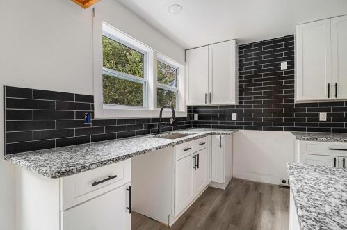 369 Adelle St, Atlanta GA  30315-6601 exterior