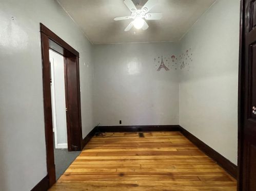 1212 Cora St, Joliet IL 60435-4319 exterior