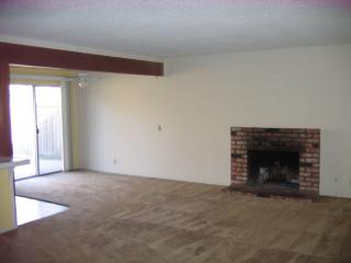 2961 Oarfish Ln, Oxnard CA  93035-1313 exterior