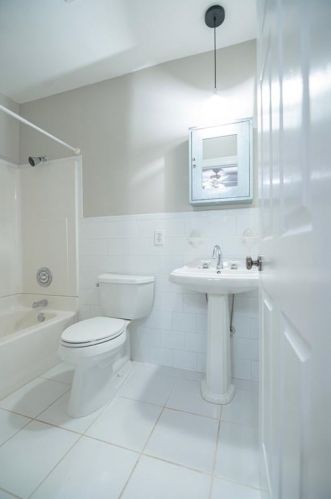 1001 Lindridge Way, Atlanta GA 30324-3709 exterior