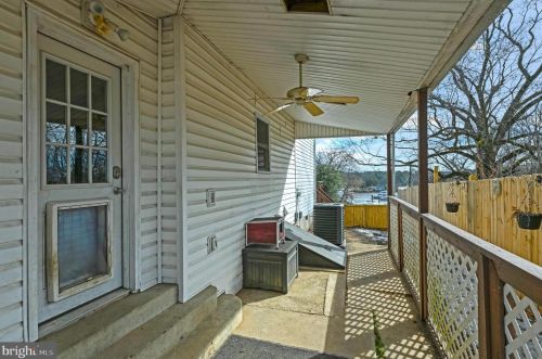 7806 Leymar Rd, Glen Burnie MD exterior