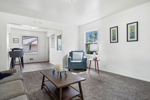 4912 78, Milwaukee WI 53223-5625 exterior