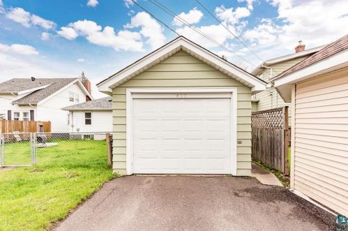 406 43 Ave, Duluth MN 55807-1555 exterior