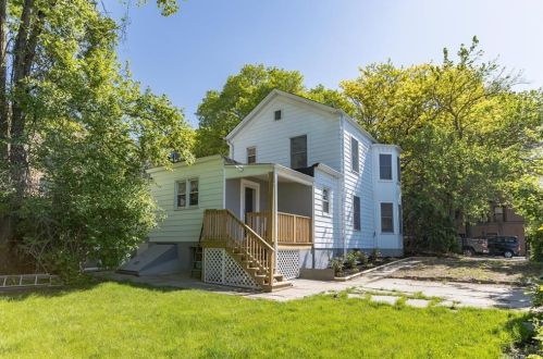 12 10th Ave, Mount Vernon NY 10550-4303 exterior