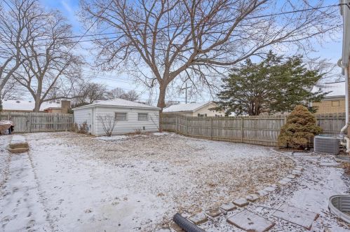 3751 85th St, Milwaukee WI  53222-2823 exterior