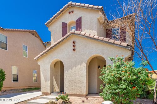 7587 Agave Overlook Dr, Tucson AZ  85710-8141 exterior