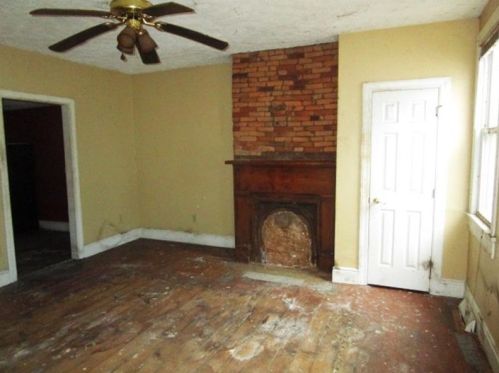 2908 Carey Way, Pittsburgh, PA 15203-2305